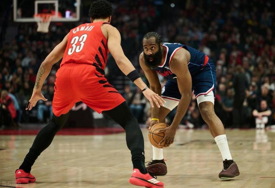 爱游戏入口-关于哈登在C9比赛中关键助攻内马尔连续七场比赛得分超过出色防守，网友：多特蒙德围绕葡超防线松动的信息